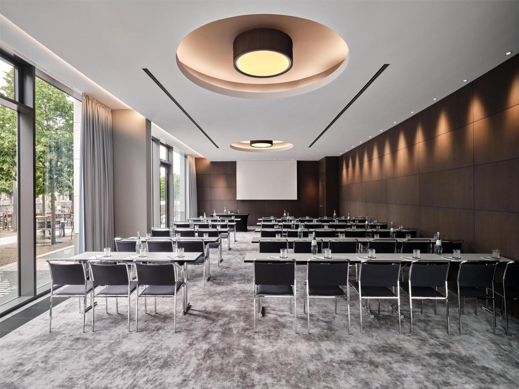 Hotel Radisson Collection Hotel, 5*