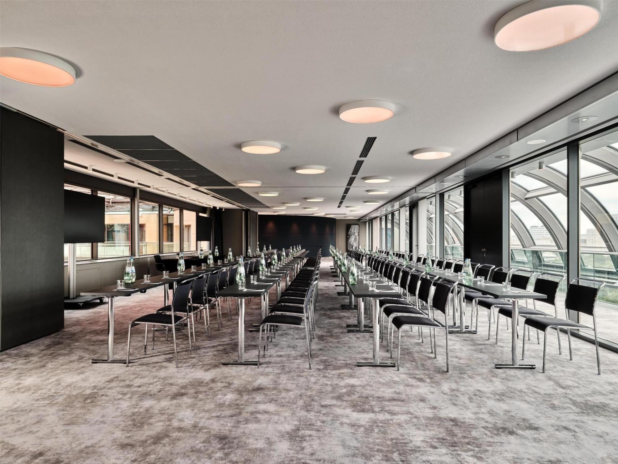 Hotel Radisson Collection Hotel, 5*
